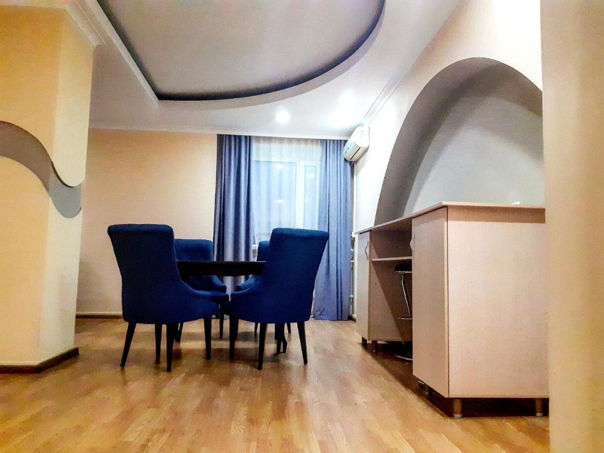 City Hotel Ust-Kamenogorsk ภายนอก รูปภาพ