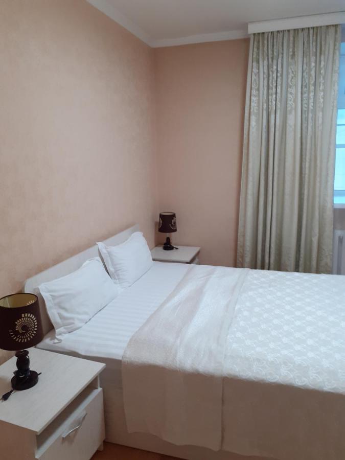 City Hotel Ust-Kamenogorsk ภายนอก รูปภาพ