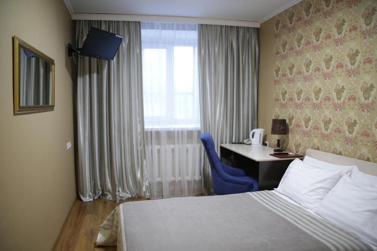City Hotel Ust-Kamenogorsk ภายนอก รูปภาพ