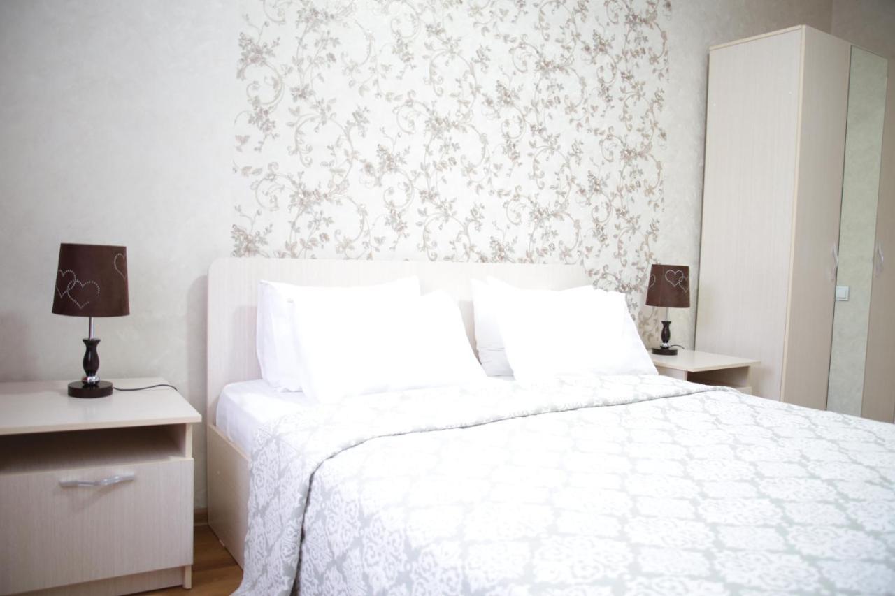 City Hotel Ust-Kamenogorsk ภายนอก รูปภาพ